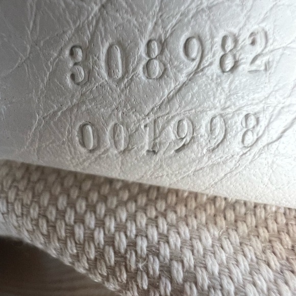 Winter White Gucci Soho - Picture 6 of 9